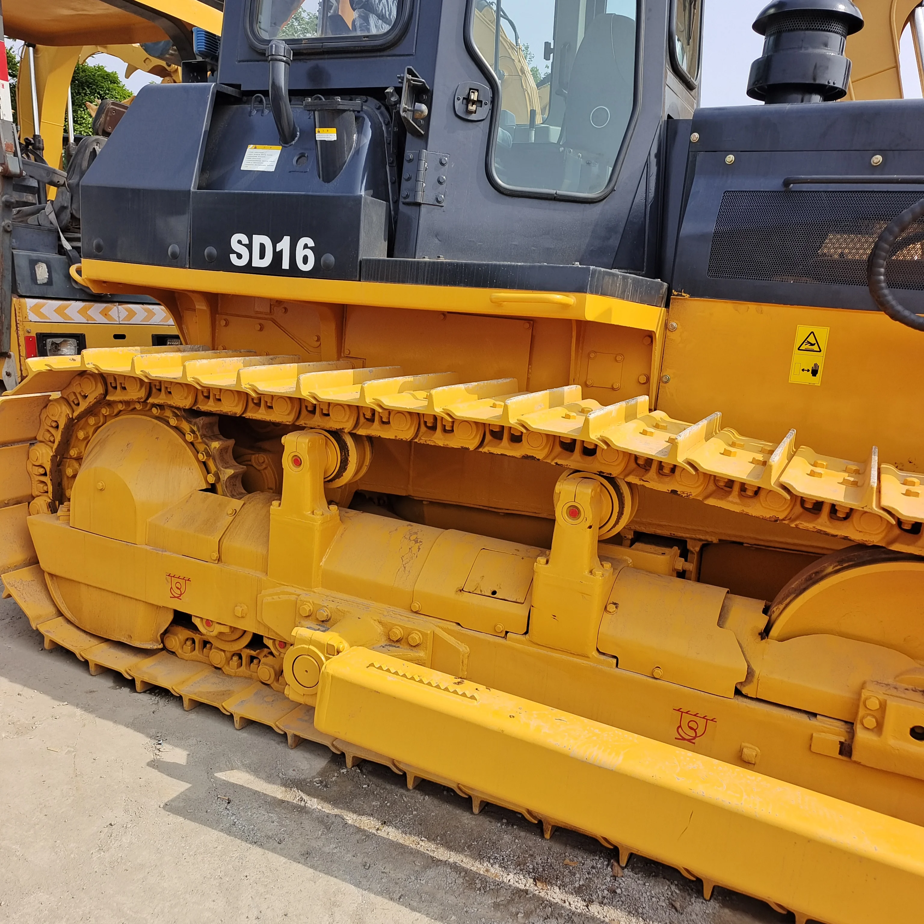 SHANTUI 220HP SD22 Crawler Rock Bulldozer 320Hp Shantui Bulldozer SD16 SD32 On Sale