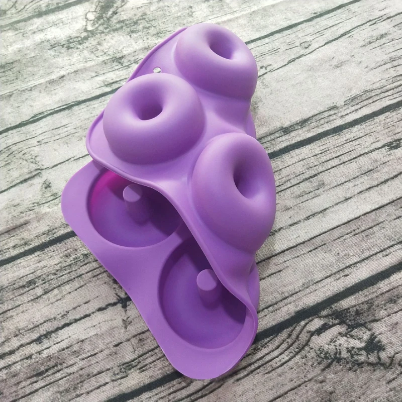 6-Cavity Heat-Resistant Silicone Donut Tray BPA Free for Baking for Food Commercial Use Packaged in Bags