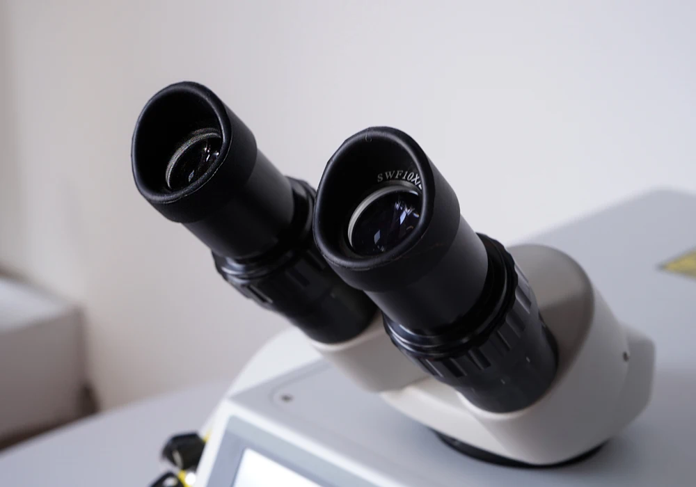 2024 HOT sell Mini YAG 100W   Laser Jewelry Welding Machinewith CCD Microscope for  Chain Ring Pendant and Jewelry Gold Silver