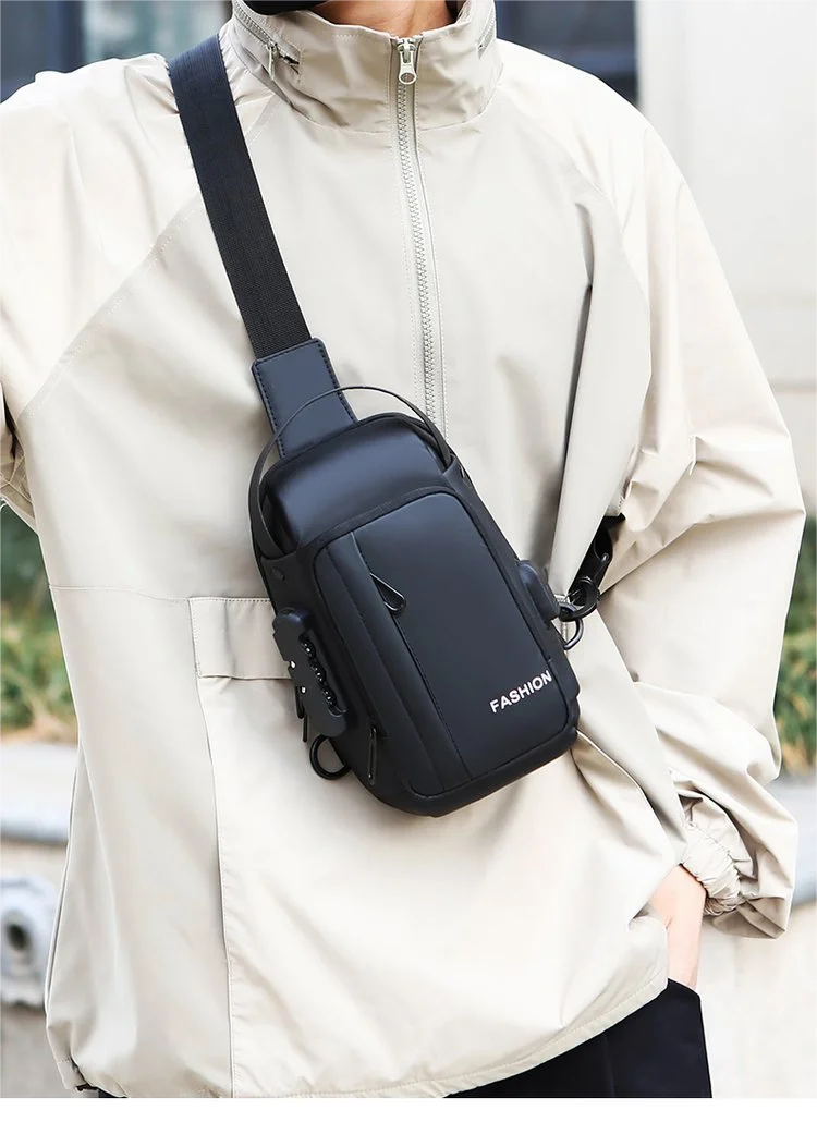 factory direct price fashion Multifunctional waterproof trend USB charging interface chest bags for men