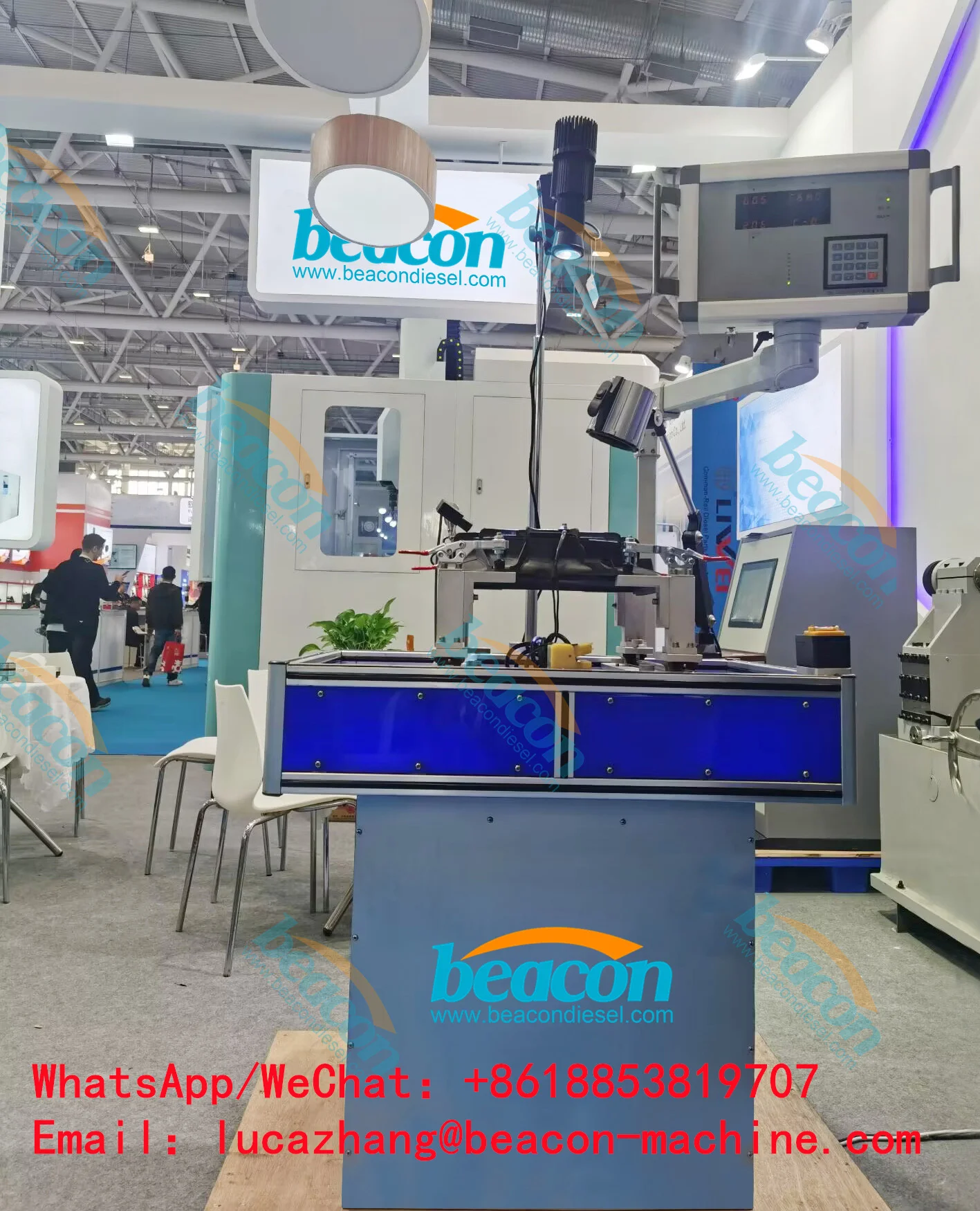 high performance Flap wheel cutting machine for flap wheel making can cut both U and L type groove cloth