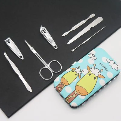 YUXI Wholesale 7pcs Nail Clippers Manicure Set Cartoon Cute Stainless Steel Finger Nail Clippers