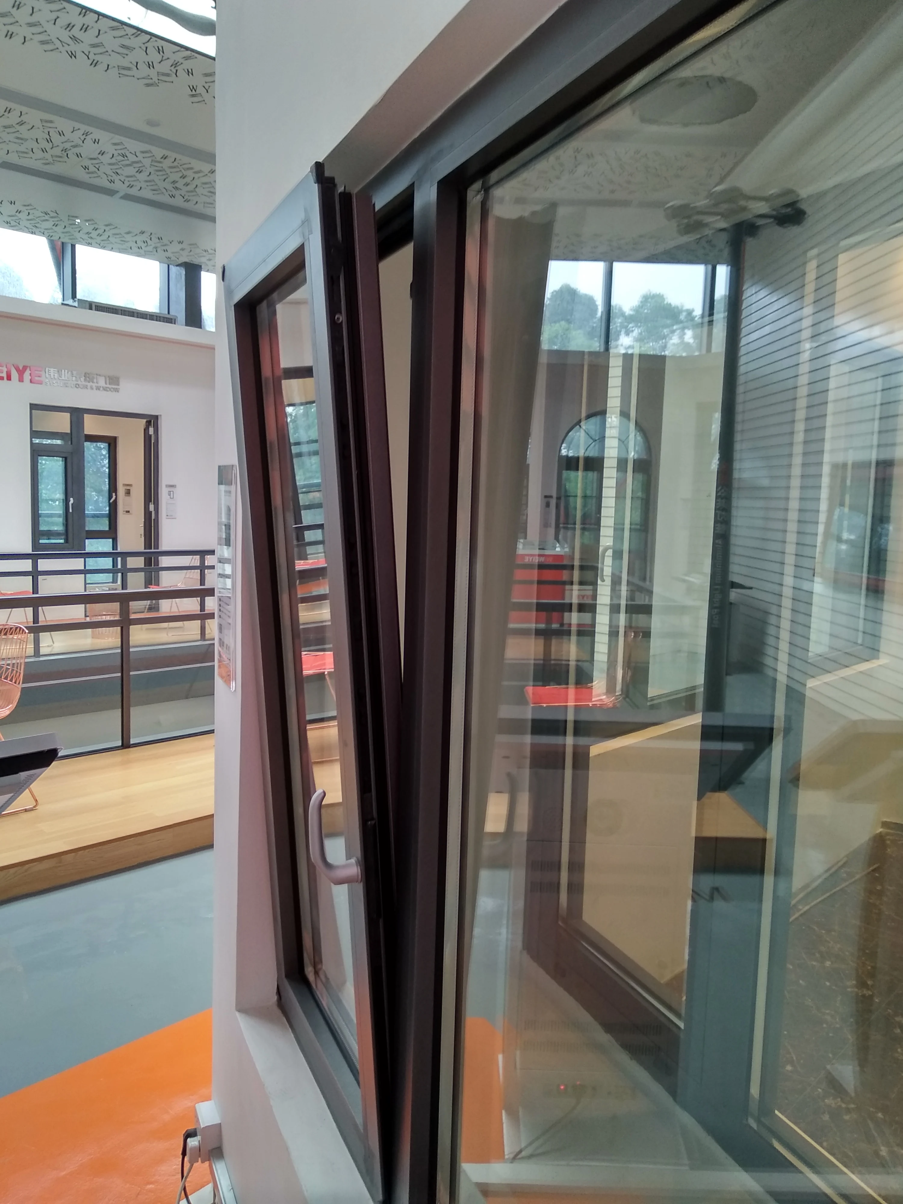 
65Series Used Aluminum Tilt and Turn Window Insulating Common Windows 