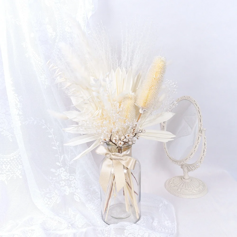 Wholesale price rose bouquet gift for girls centerpieces for wedding table dried flower bouquet