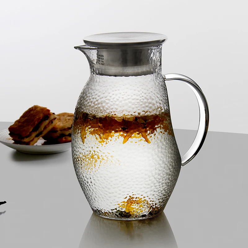 2022 Hot sale New design high borosilicate glass water bottle with lid cold water bottle