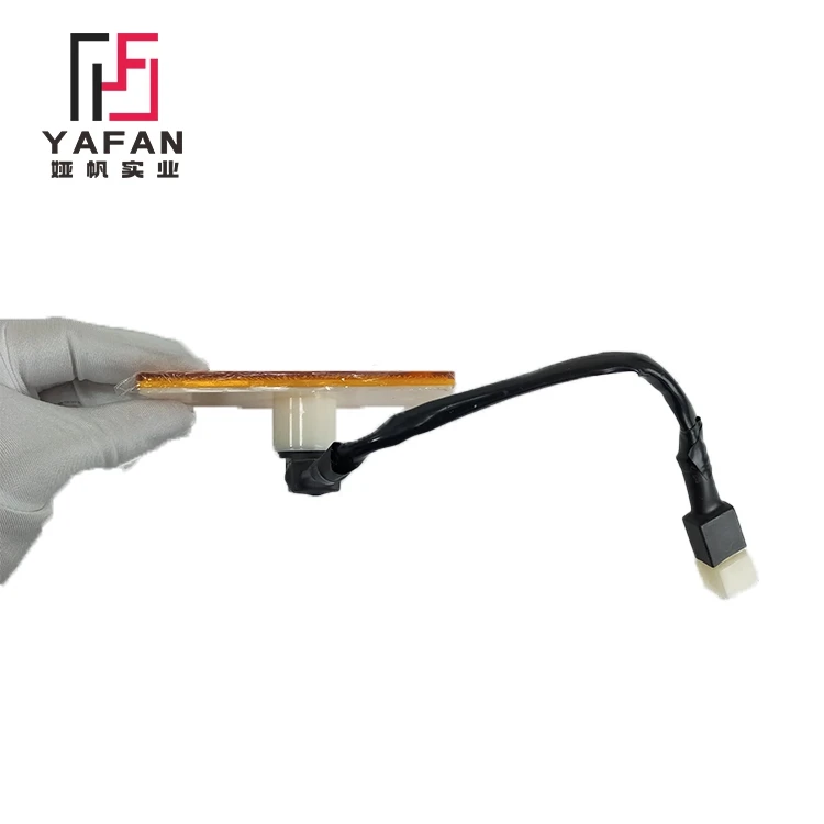 Car Side Marker Lamp Assembly Suitable for MAZ TRUCK 44223731 4422.3731