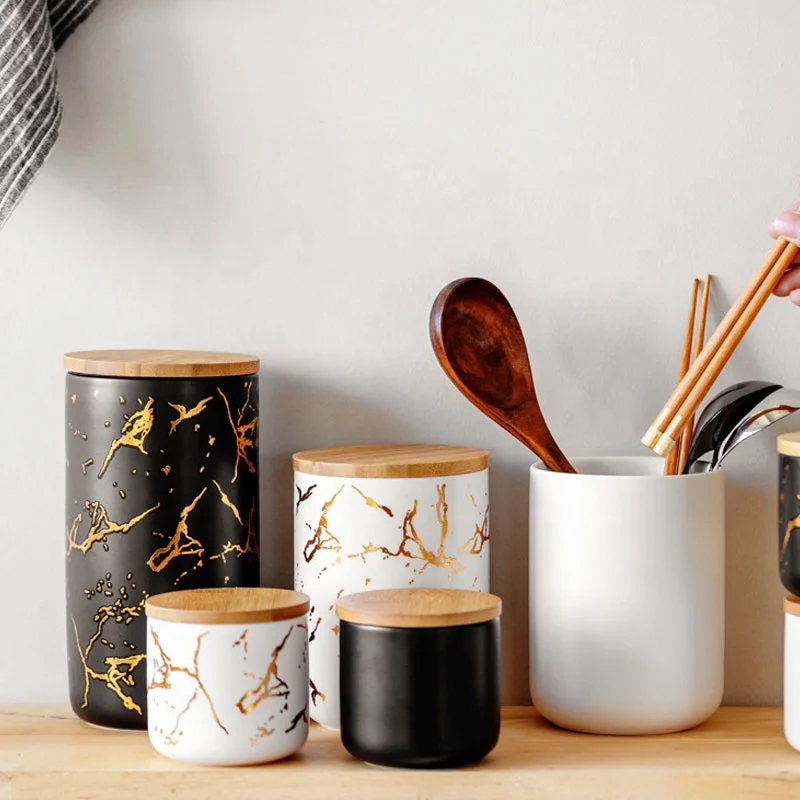 Factory Supplier Food Storage Jar Food Containers Candy Snack Bowl With Lid Kitchen Storage Jars Plastic