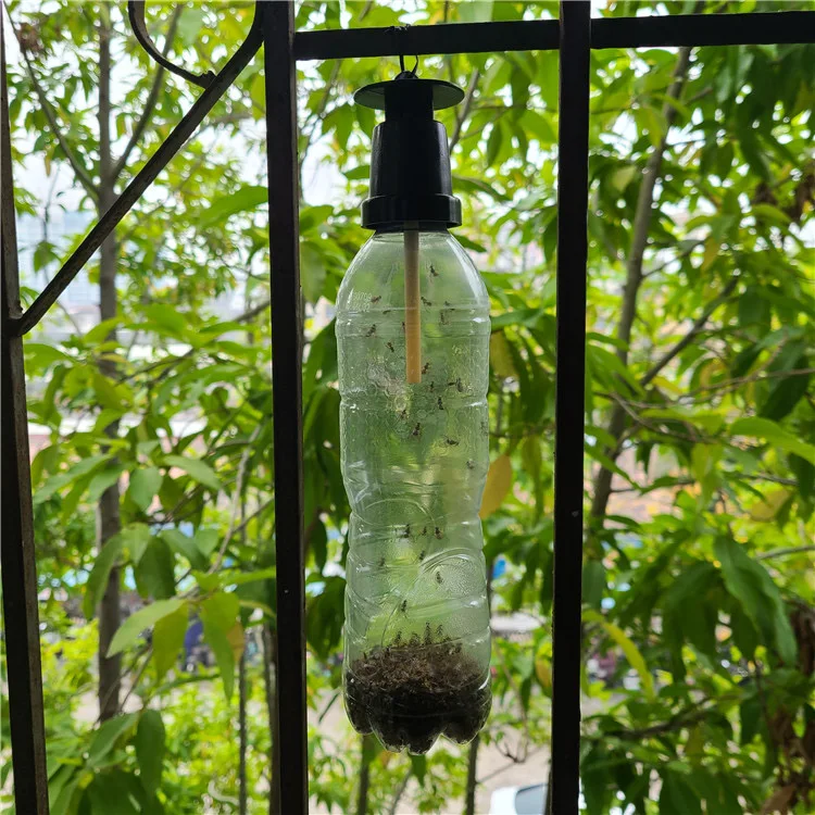 Oriental fruit fly Bactrocera dorsalis sex pheromone lure and flying trap head for fruit flies (no included the trap)