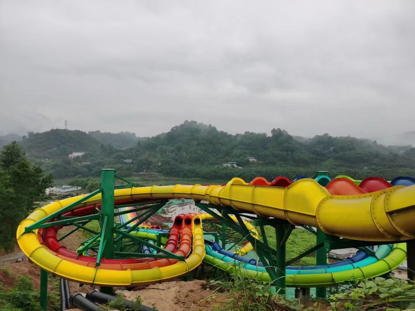 Outdoor Exciting Large Water Slides Combination Water Park Fiberglass Water Aqua Park Slides Fiberglass Curve Slides