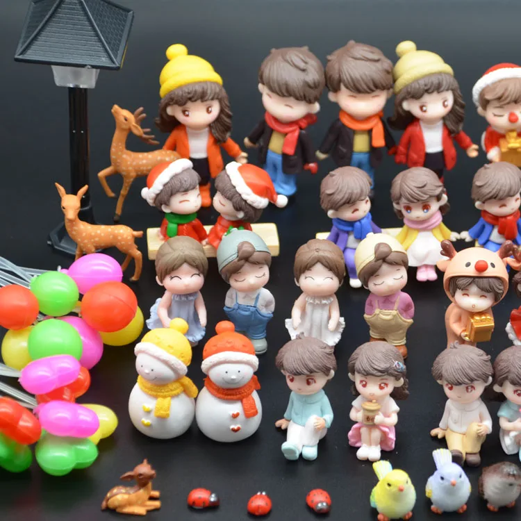 Souvenir Wedding Gift resin sculpture modern abstract cartoon sitting dancing couple figures