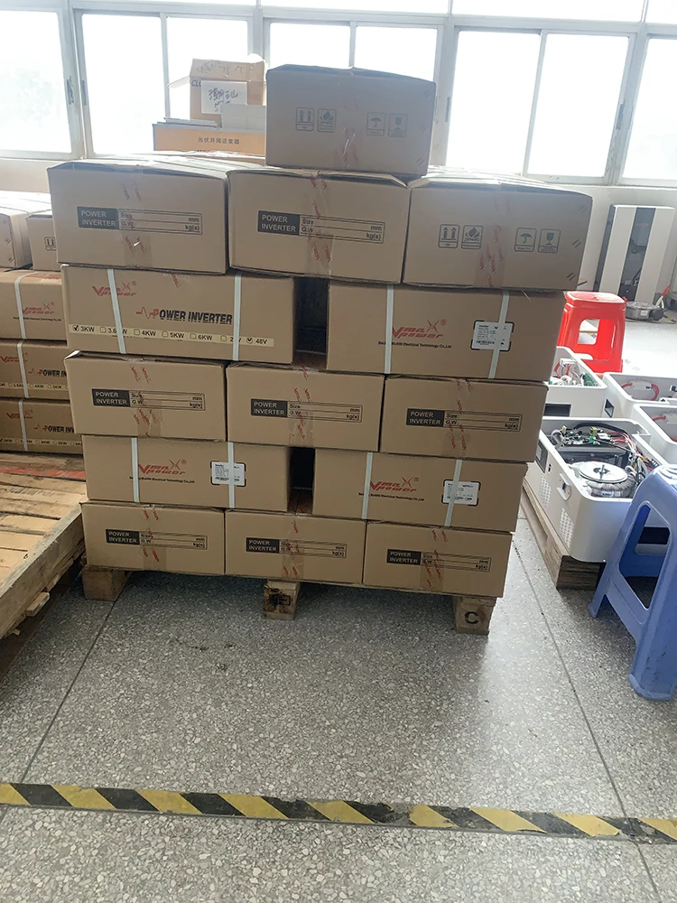 Vmaxpower DC To AC 5000w Low Frequency Solar Inverter With Charger