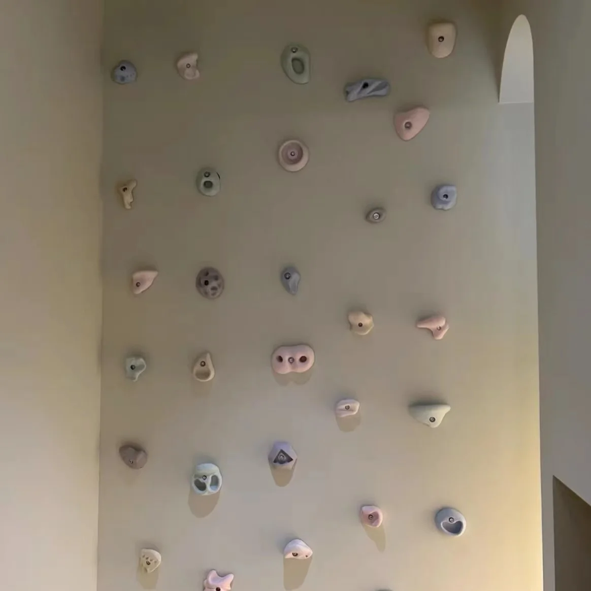 Jiayi playground Mixed color resin climbing holds with screw