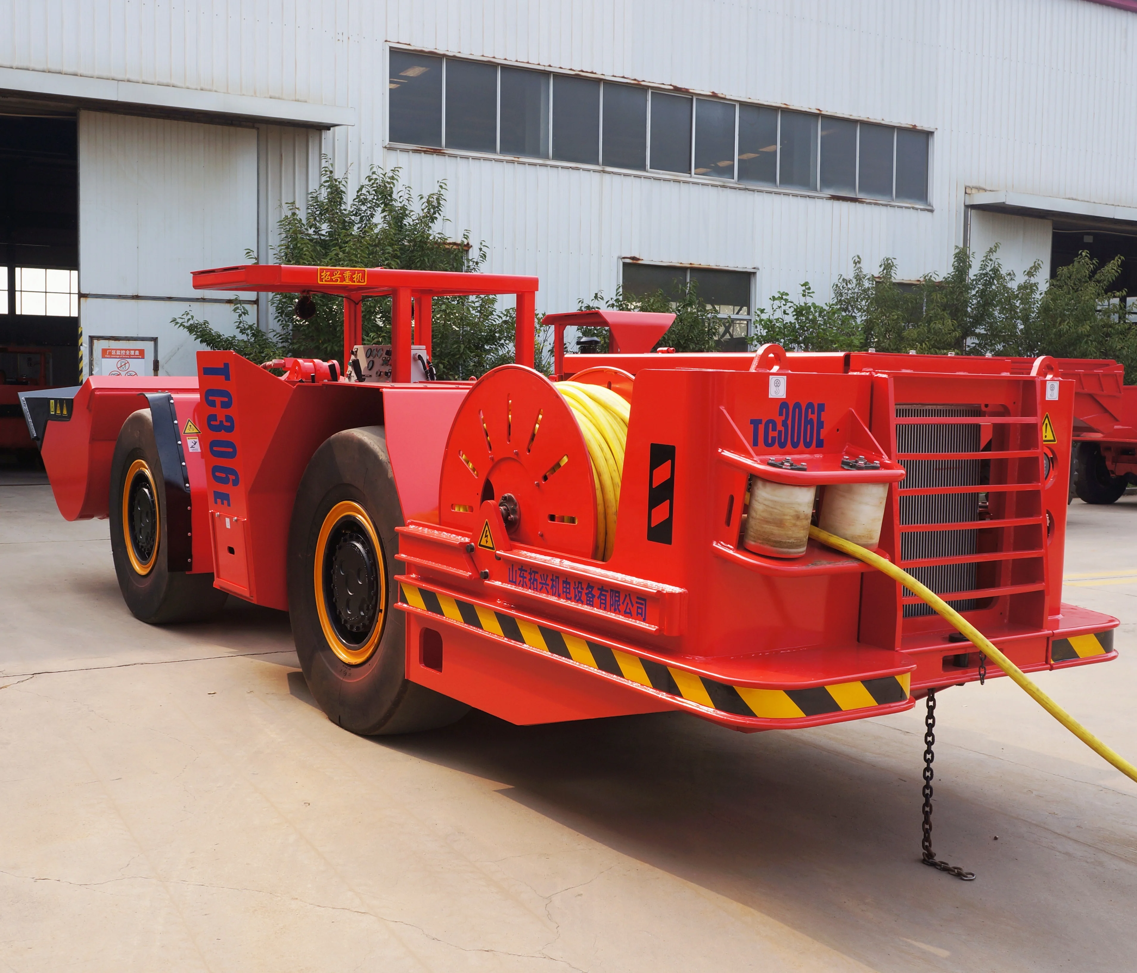 TC-306E Yantai Tuoxing Electric LHD  3CBM Loader underground Mining scoops with Scoop