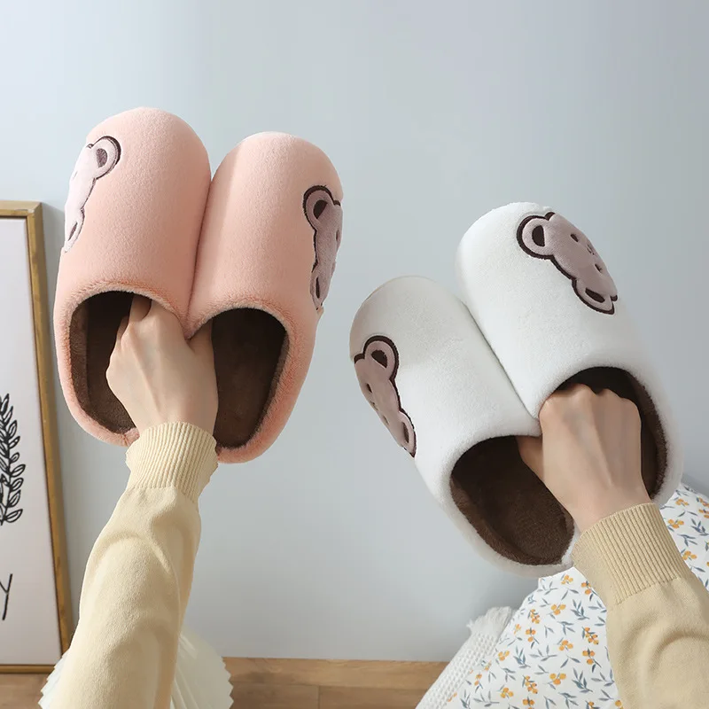 New Fashion Indoor Home Bed Cute  Bear Design Plush Slides Slippers