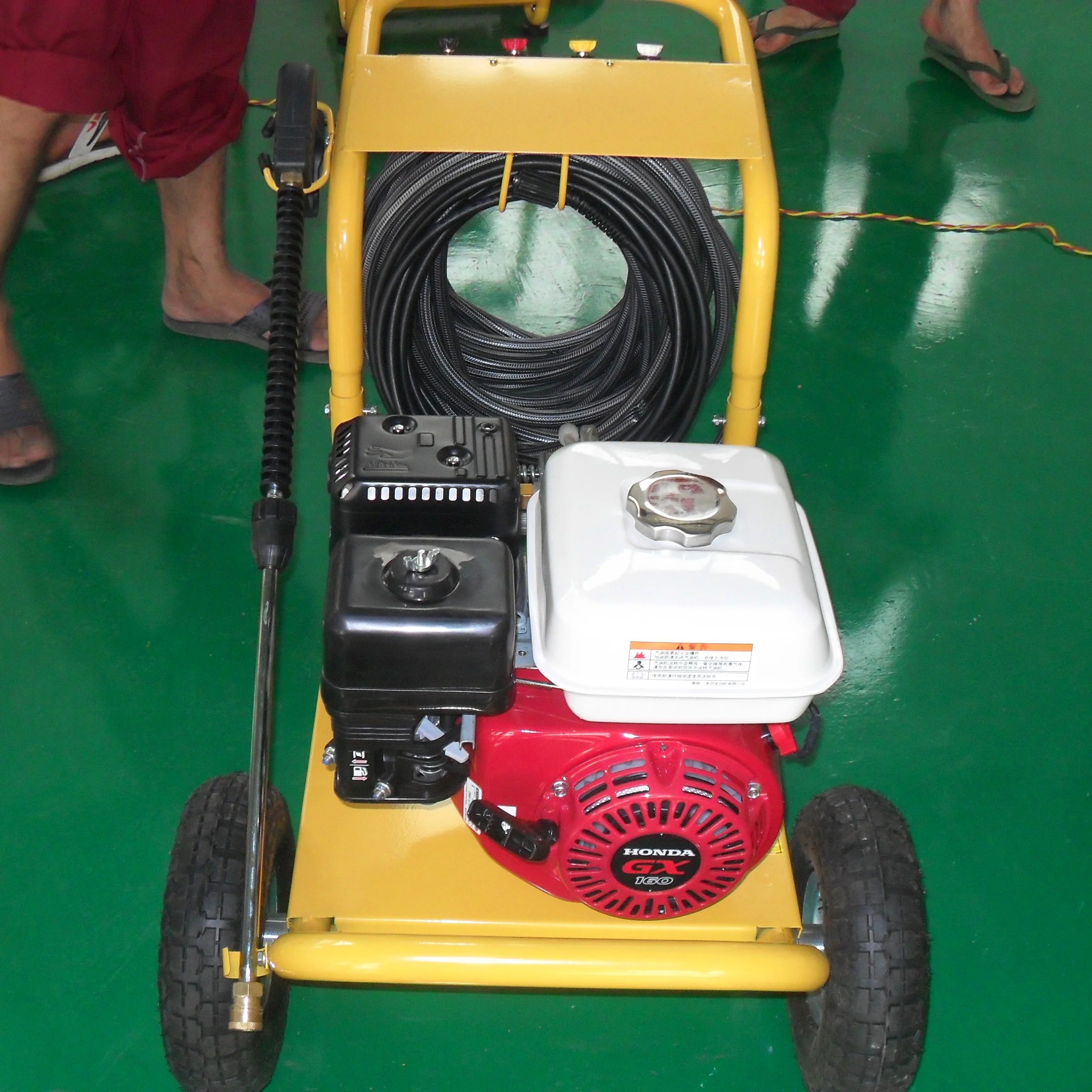 high quality cleaning equipment for car mini and handy 3000PSI gasoline high pressure washer 9HP petrol cleaning machine