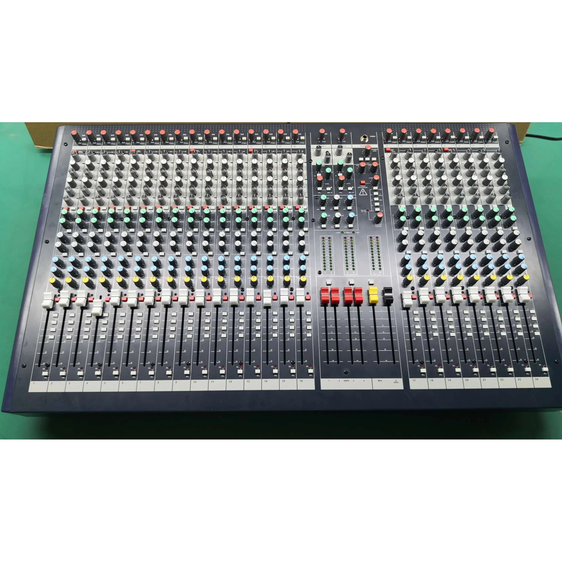LX9-24 микшерный пульт 24 канальный аудио