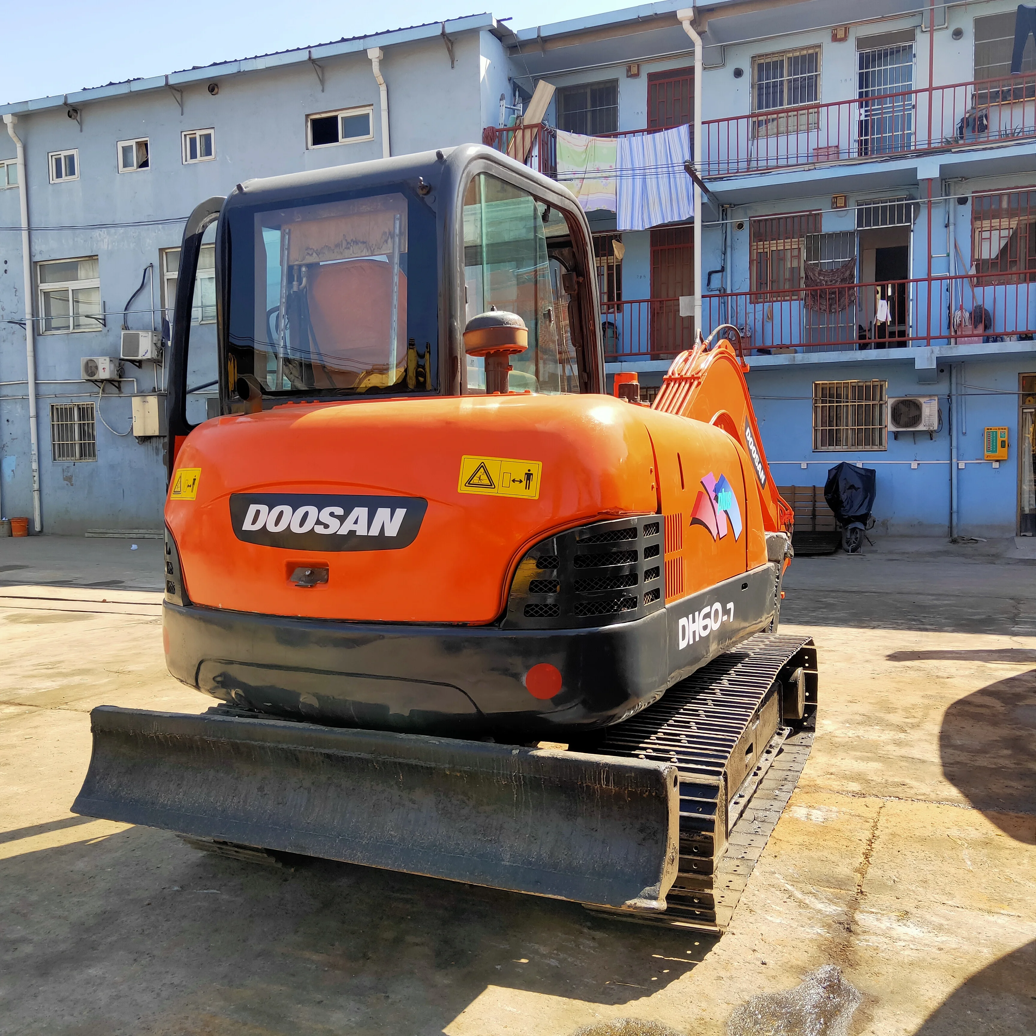 Б/у мини высокое качество экскаватора Doosan DH60-7 с дешевой