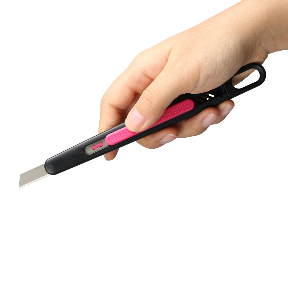 Auto retractable cutter 9mm safety utility knife