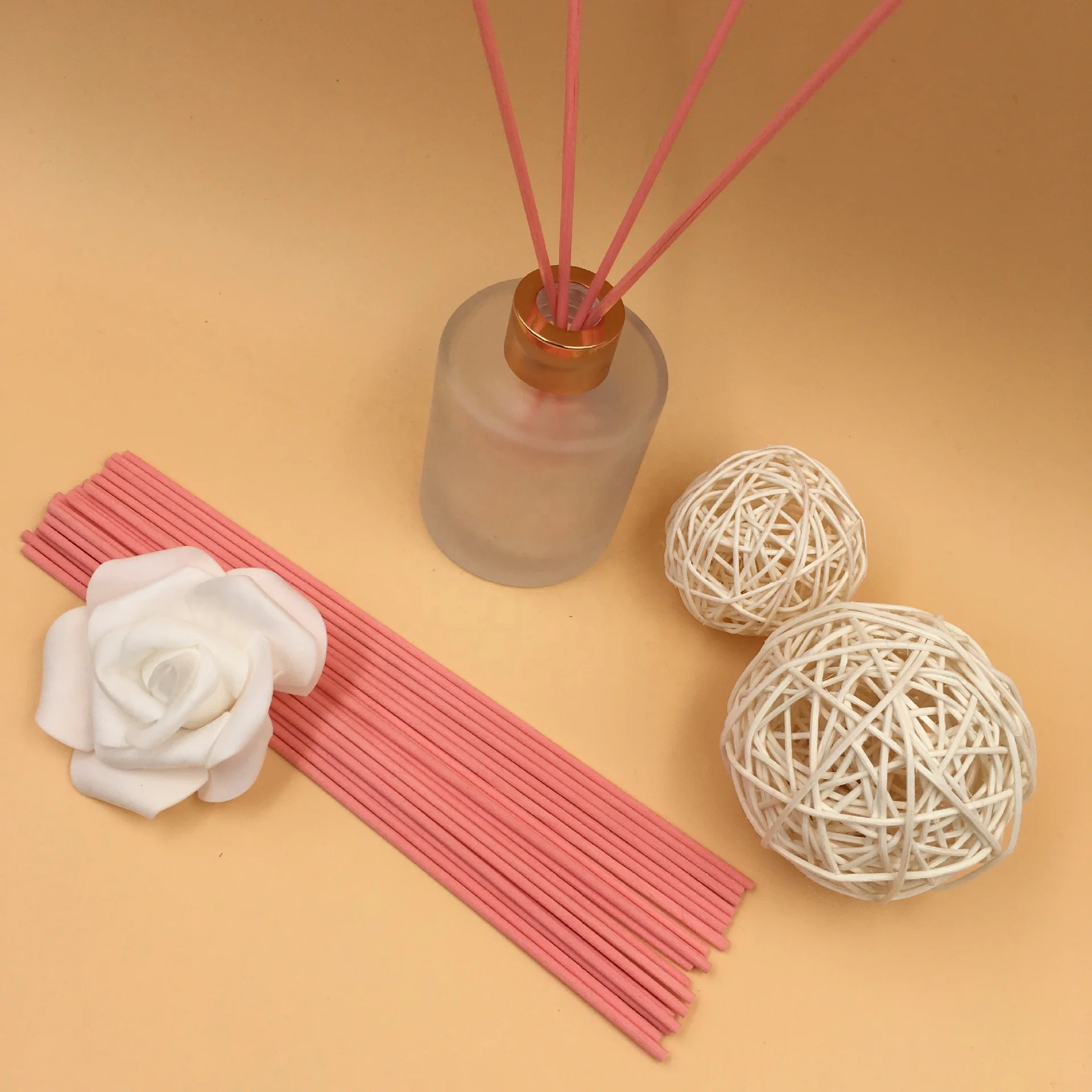 Eco-Friendly 3MM Pink Fragrance Essential Oil Reed Diffuser Carbon Fiber Sticks