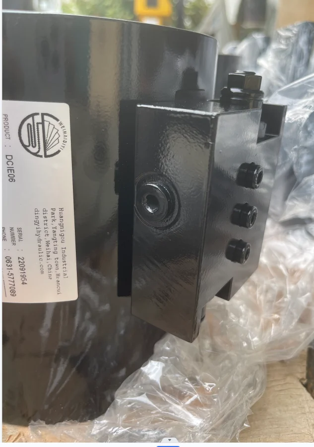 Rotational joints for truck mounted drilling rig Hydraulic Tilt Actuators