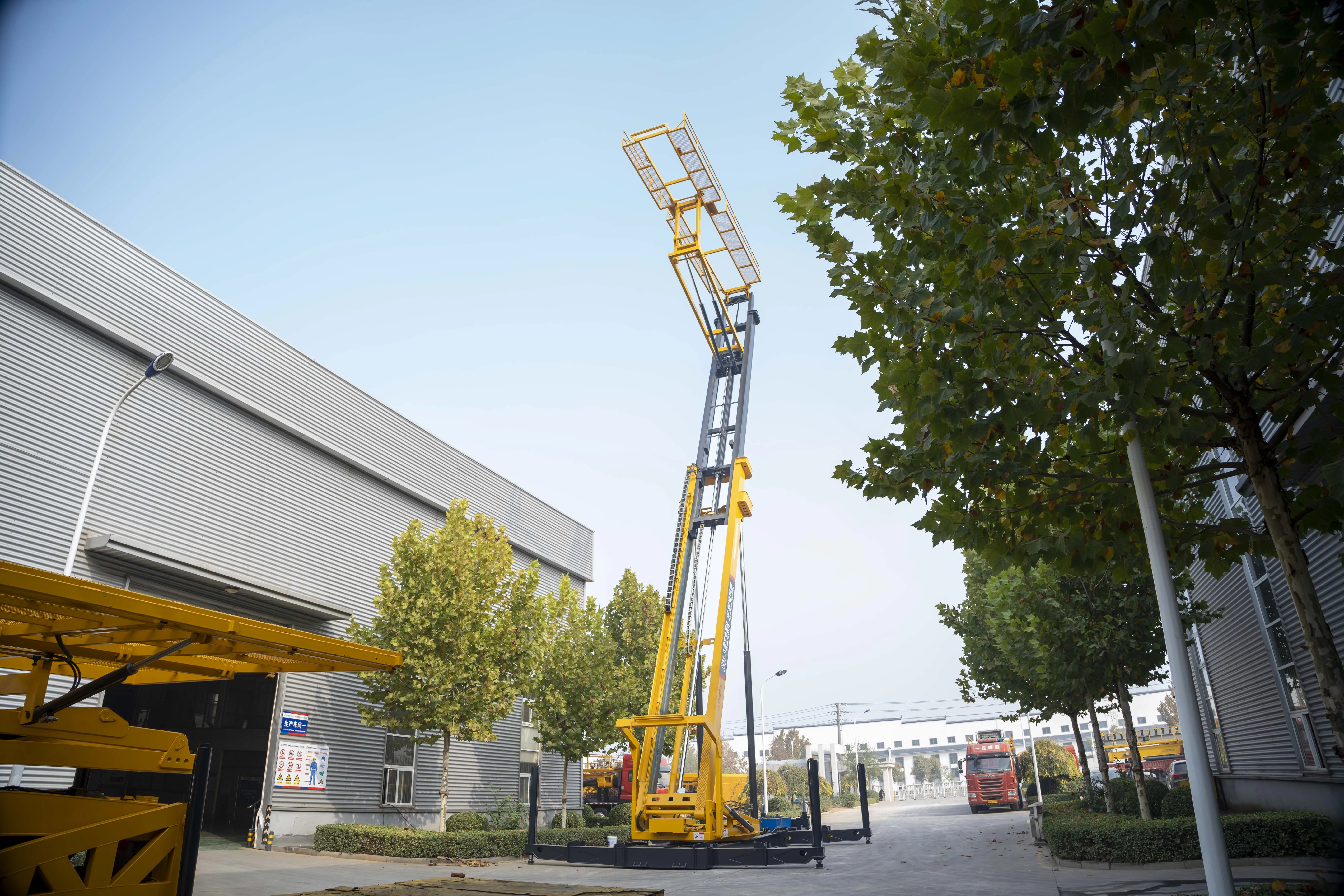 FORWARD Elevate Efficiency with the Roofing Machine Lifter