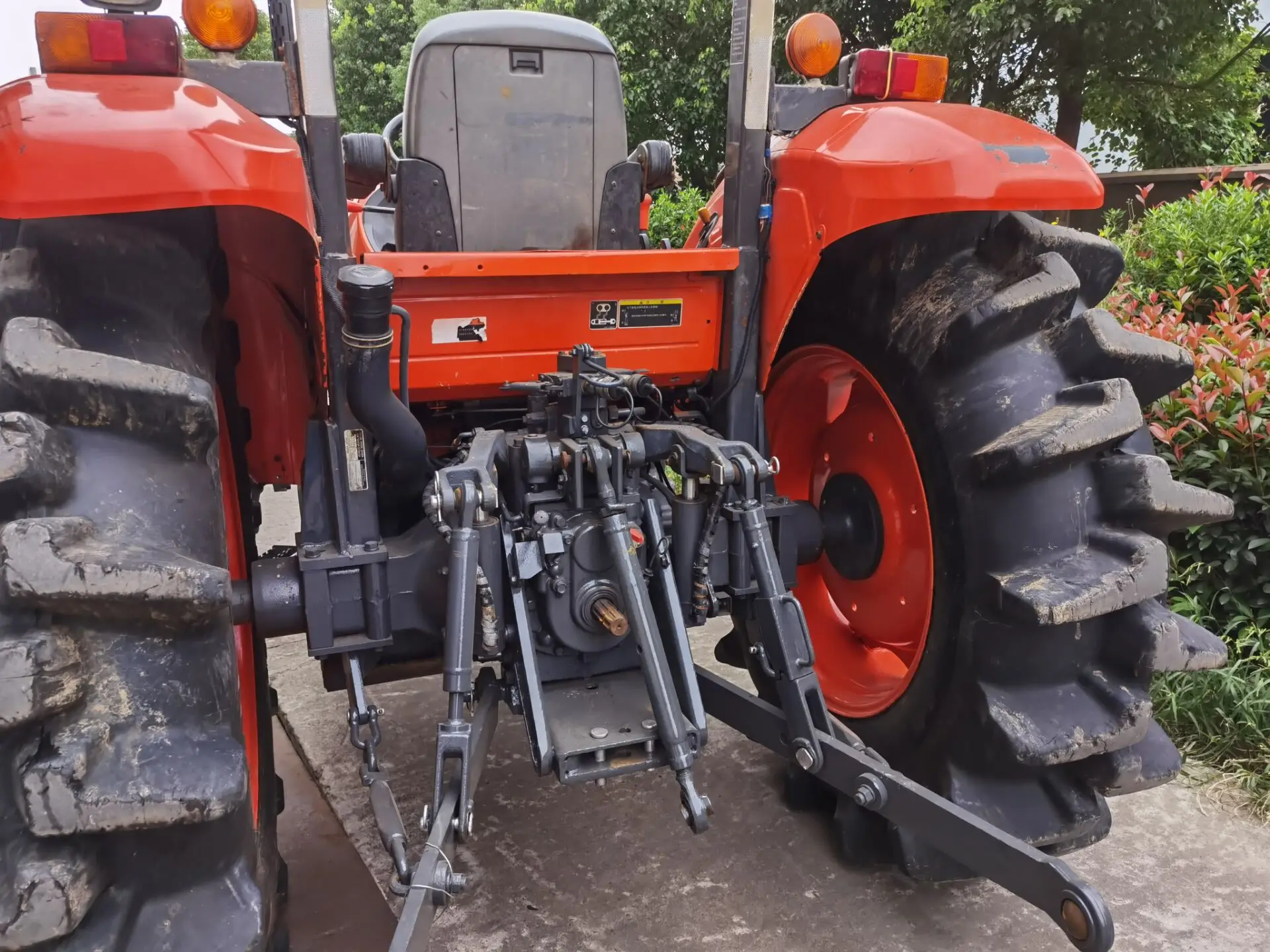Сельскохозяйственный трактор kubota б/у M704k цены на тракторы для сельского
