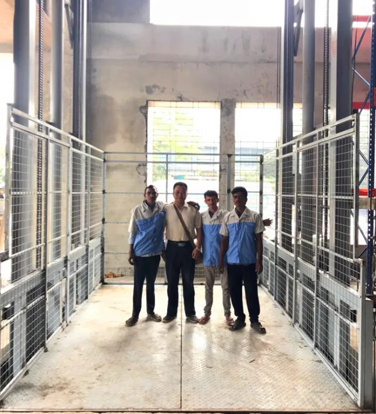 Freight elevator Load capacity 0.3-10tons lifting height 3-20m cargo elevator warehouse goods lift price