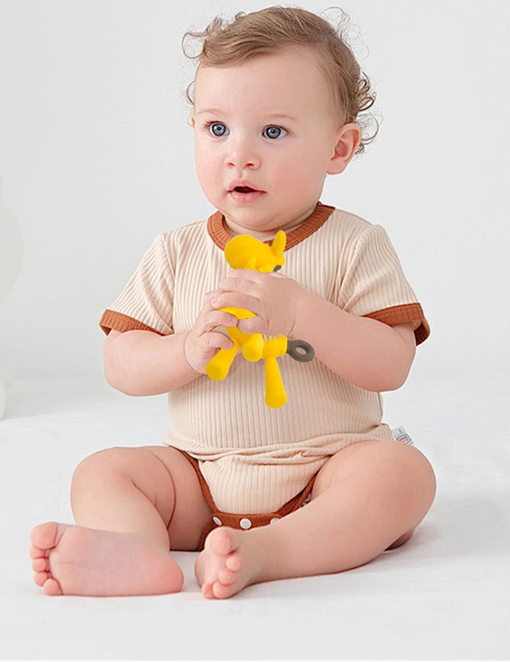 BPA Free Food Grade Silicone Baby Teether Chew Toys Giraffe Teething Animal Toy for Kids