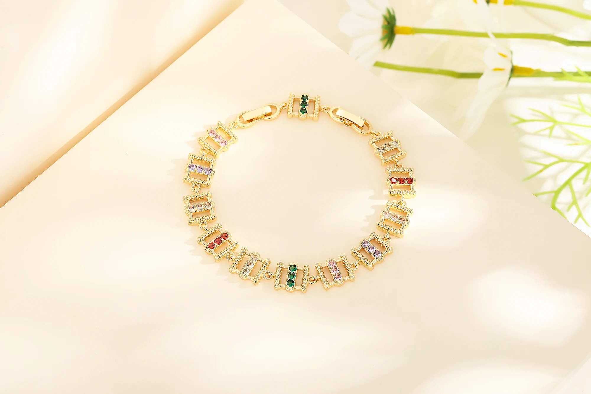 Hengdian Kaleidoscopic 18K Gold Plated Wholesale Color Zircon Fashion Jewelry Bracelets  Collection