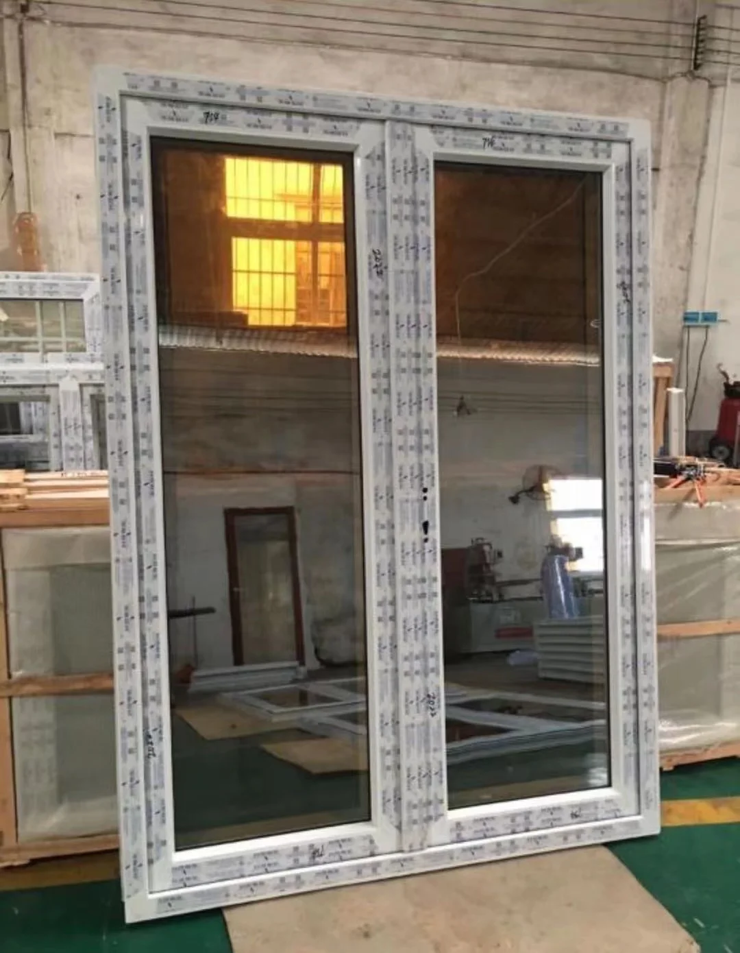 upvc casement door with inside blinds Magnetic shutters in Guangzhou factory to Bahamas Upvc hurricane impact door