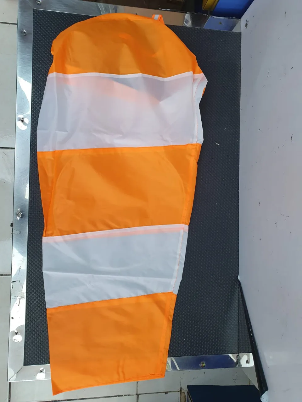Safety Flag Wind Sock  Polyester /Vinyl  Red/Orange Windsocks