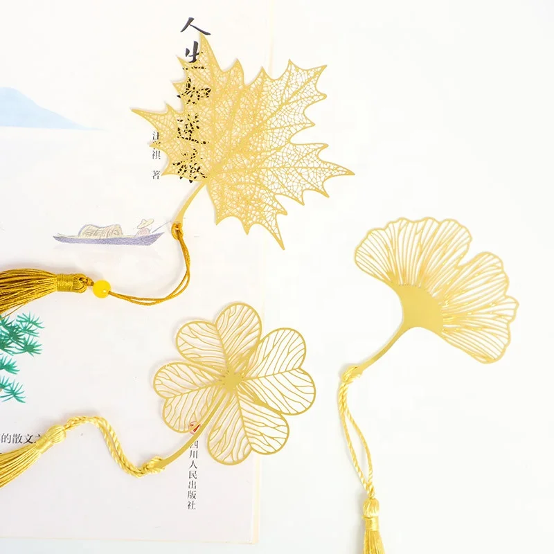 Chinese Style Maple Ginkgo Leaf And Clover Metal Gold Bookmark With Pendant
