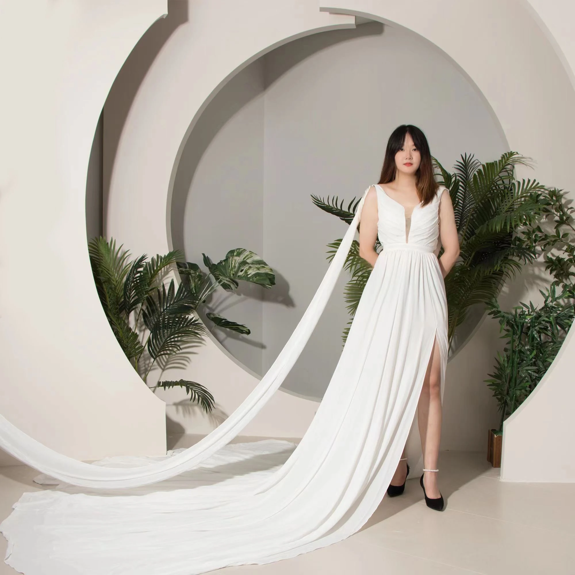 Ready to Ship Style White Sleeveless Backless Split Evening Wedding Dress With Long Trailing