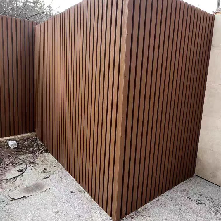 Multifunctional Wpc Wall Panel Outdoor Wooden Garden Fence made in China