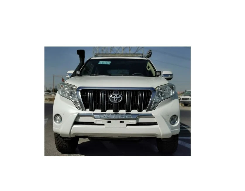 Sleek and Reliable Used Toyota LandCruiser PRADO GXR 4WD SUV 4.0L V6 2016 WHITE