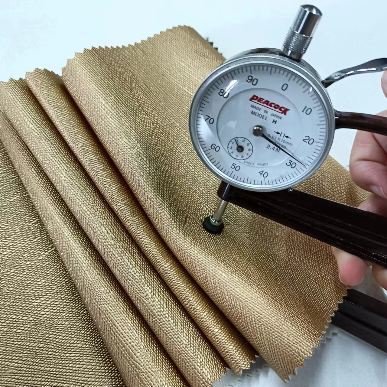 Golden 1.2mm brushed backing embossing woven faux vinyl decorative pvc leather fabric for handbags