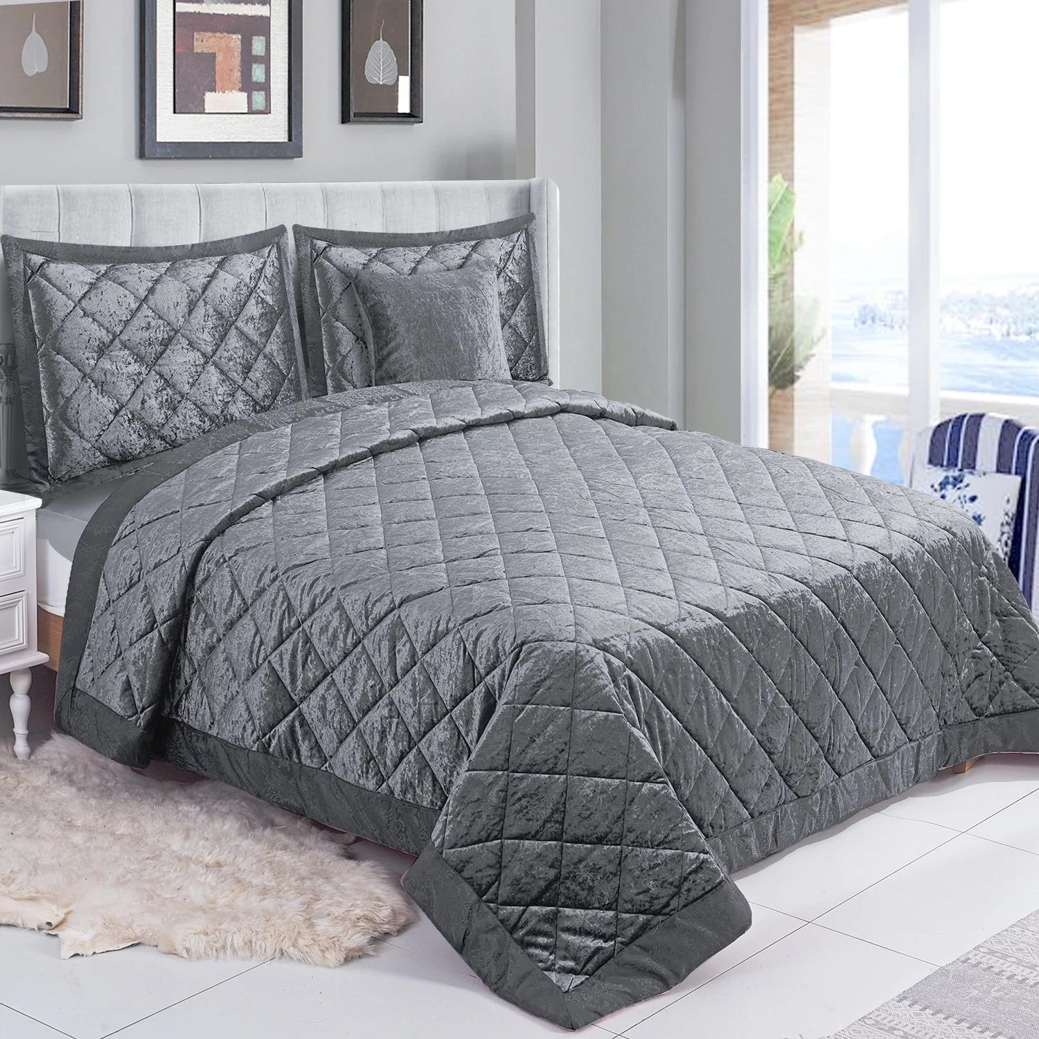 Luxury 3 Piece Comfortable Suit Warm Bedding Set Velvet Bed Spread Comforter Set