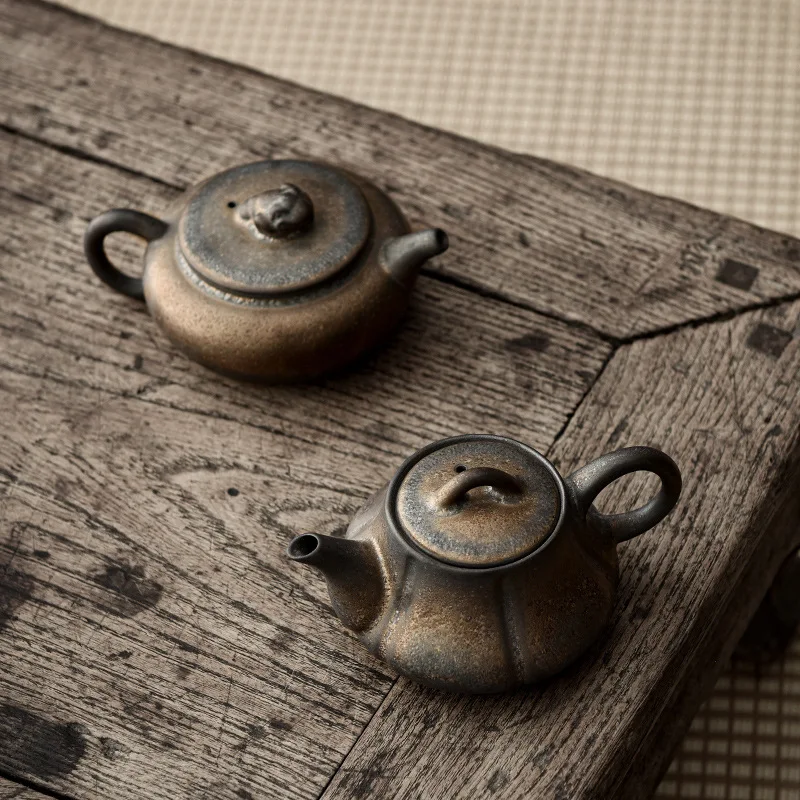 200ML Japanese Retro Stoneware Teapot Single Pot Kiln Change Household Large Size Gilded Rust Glaze Ceramic Kung Fu Teapot