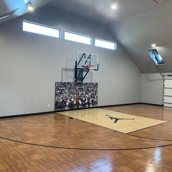 Wanhe Private design high quality 12 in. W x 12 in. Light  Maple wood like basketball court flooring