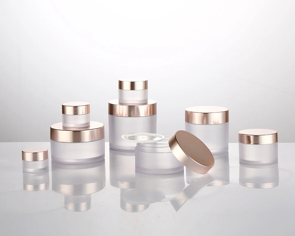 Hot selling round plastic cosmetic containers cream jar