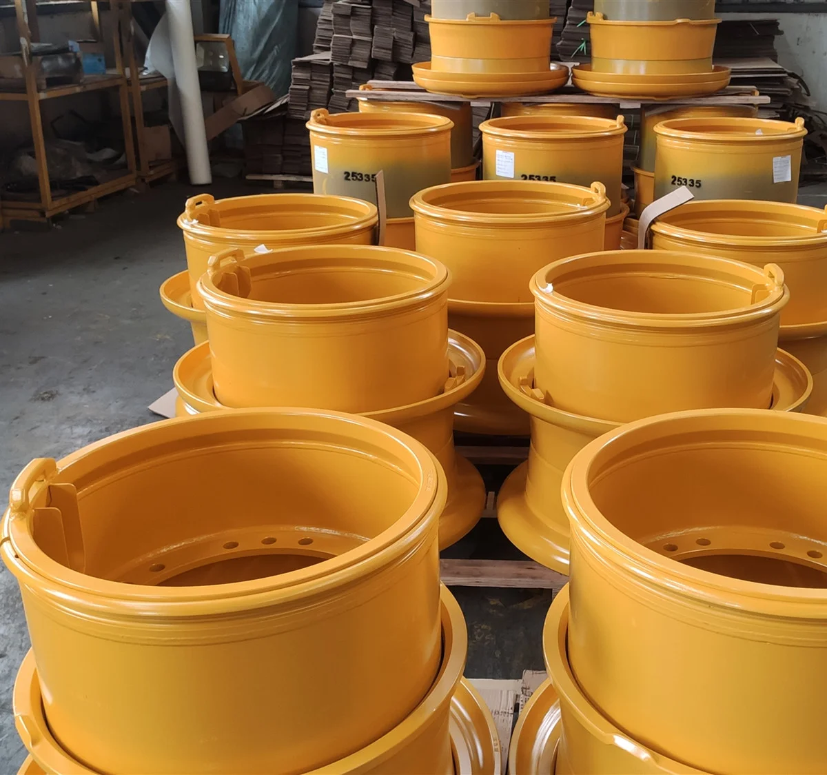 Full Range Diameter Tyre Size 21.00-25 Rtg Straddle Crane 25 Inch 5PC Tubeless Type 25-15.00/3.0 OTR Steel Wheel Rim