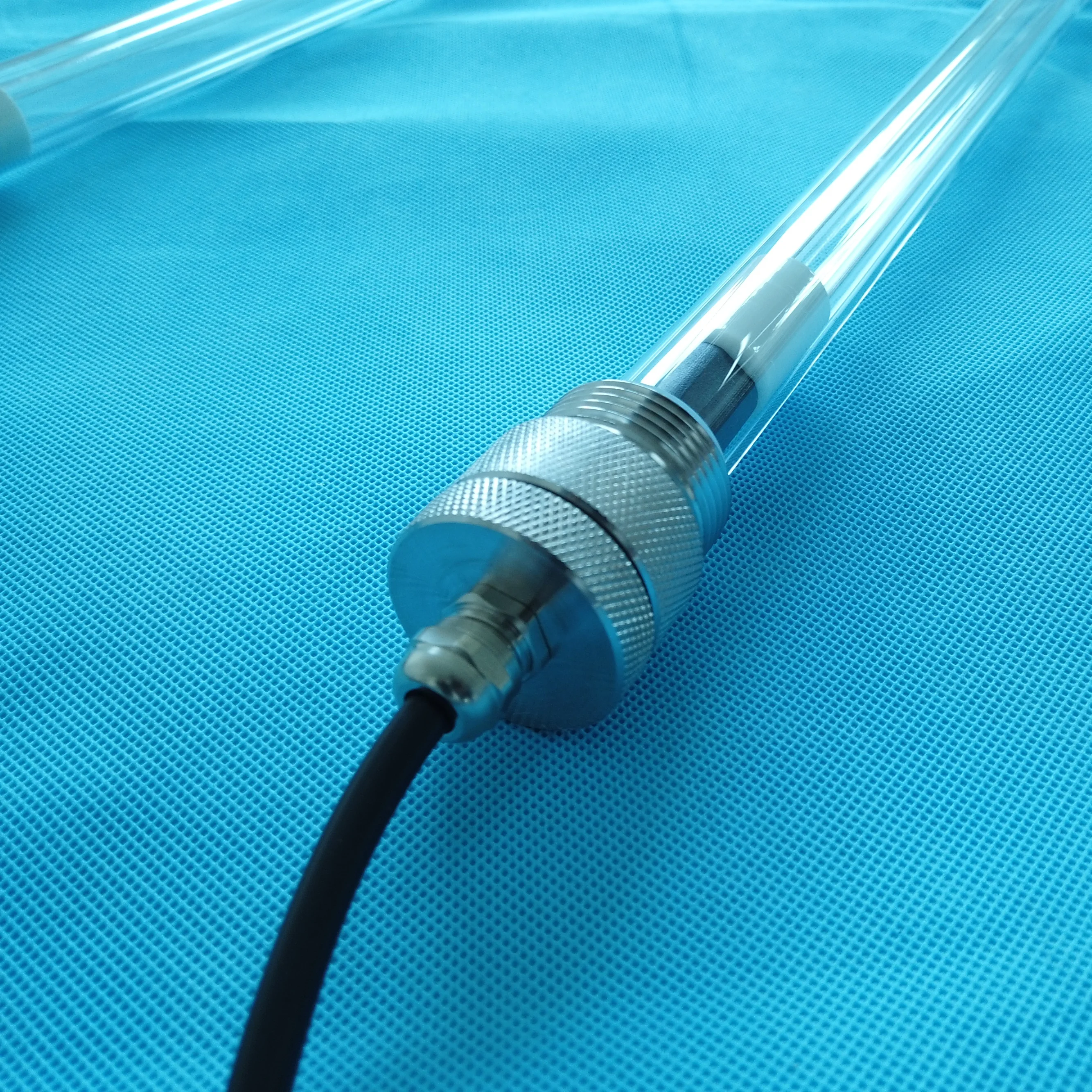 China Supplier Wholesale 40w Submersible Pond Sterilizer Uv Lamp ultraviolet sterilizing lamp using Quartz Tube