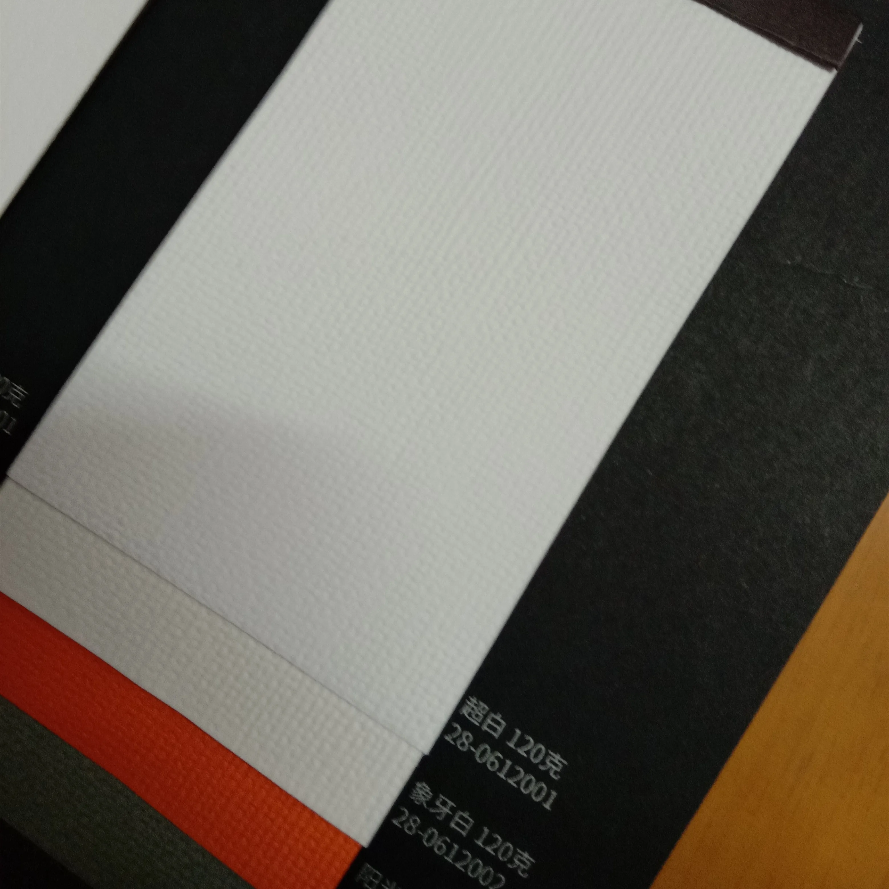 Cheap Factory Price textured scrapbook packaging linen texture cardstock black sheet nice pattern embossed paper