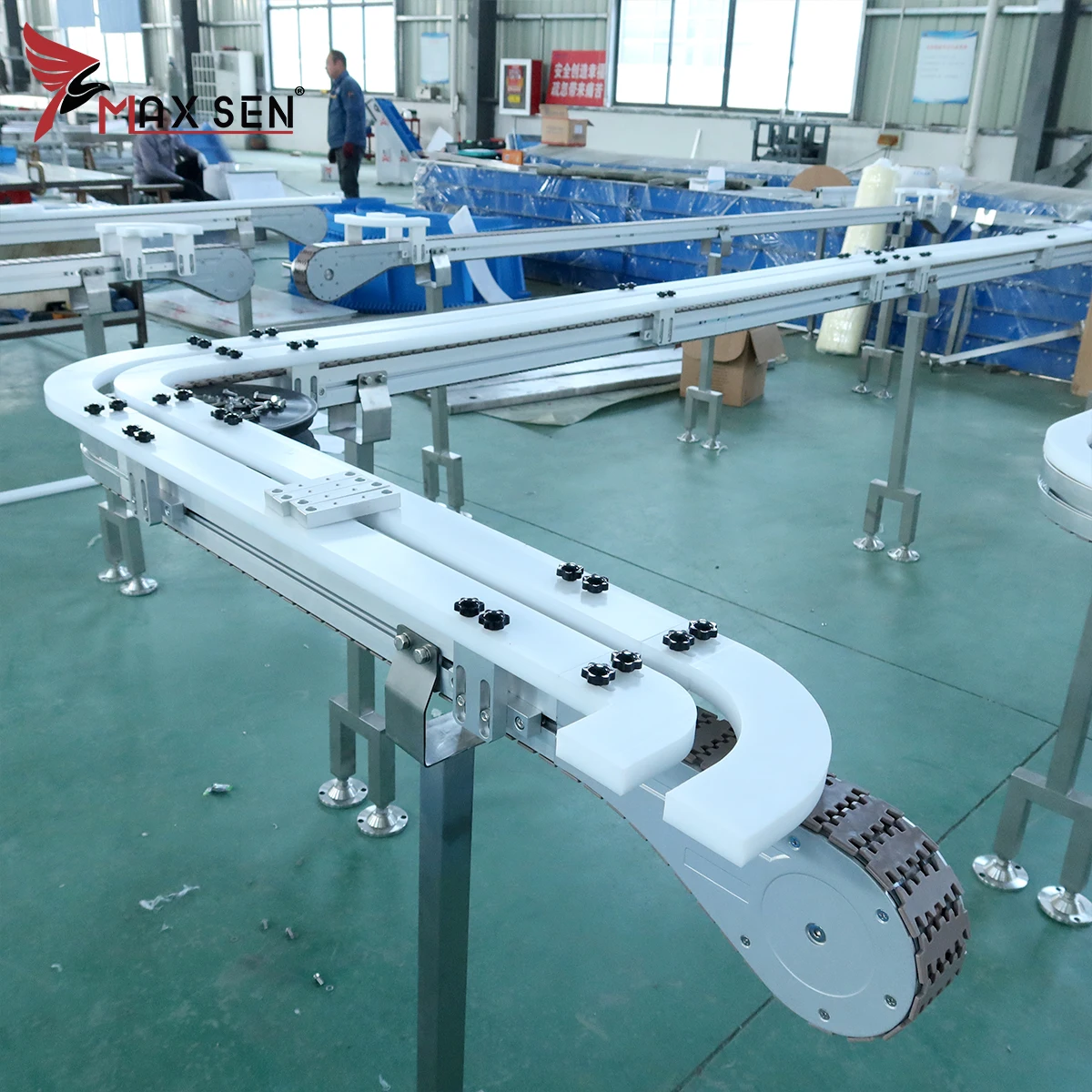 Plastic Flexible Conveyor Belt For Milk Cartons Conveying
