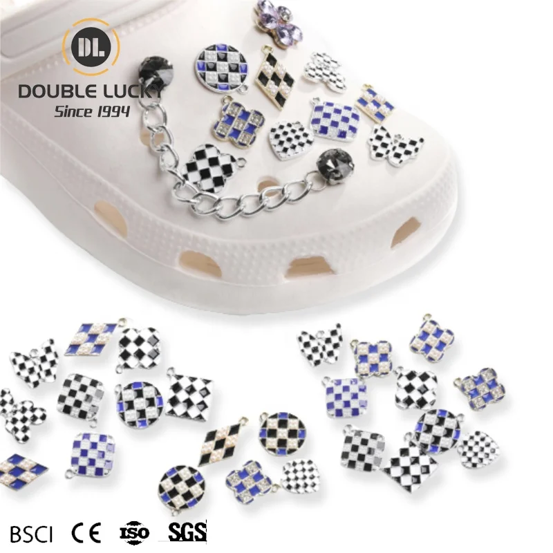 Double Lucky China Suppliers Shoe Buckle Fashion Checkerboard Print Accessories Clog Designer Croc Charms For Shoes