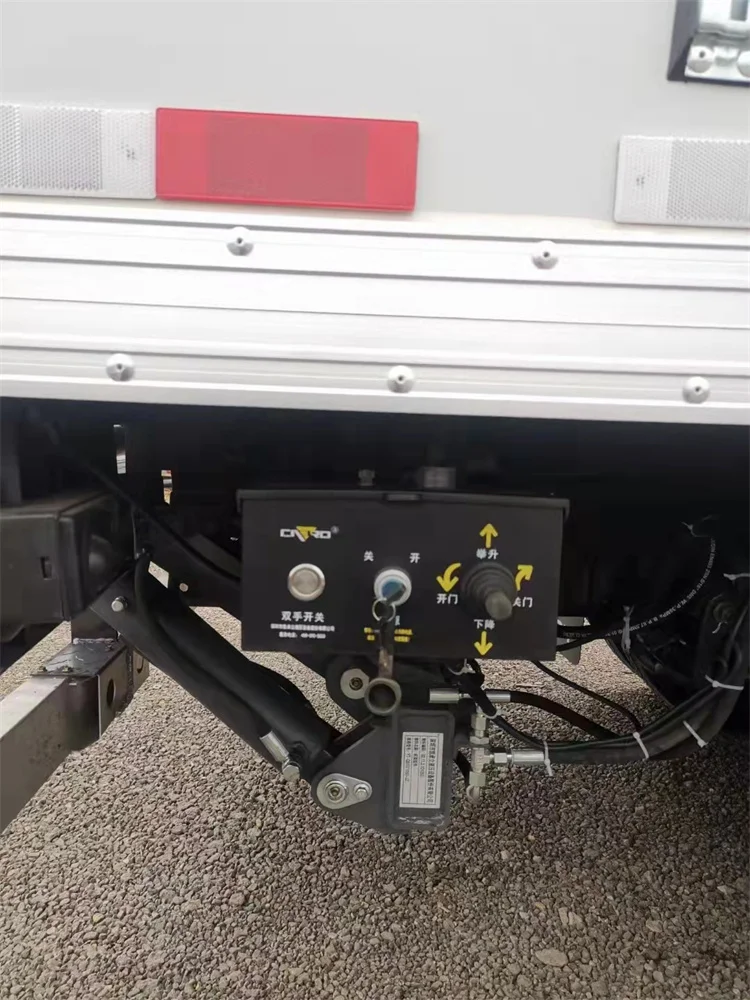 Reliable Quality Van Cargo Box Lorry Truck Body Wing Open Box Truck Pro Wing Trucks
