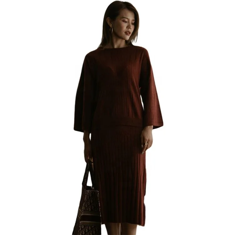
Professional OEM 100%Cashmere Loose 3/4 length sleeves round neck stripped Cashmere Top Skirt Suit For Women Made In China 