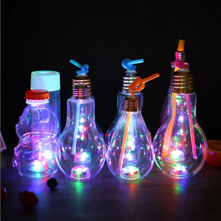 LED Drink Bulb Bottle 300ml 400ml 500ml  Light Bulb Shaped PET Cup for Cold Juice Beer Bubble Tea Beverage
