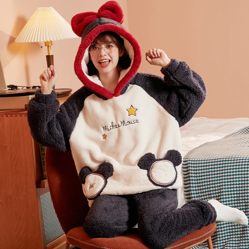 Factory Wholesale christmas cartoon pyjama flannel pajamas sets pajamas for women winter