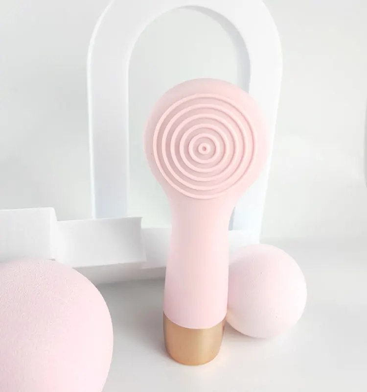 Silicone Face Brush Electric Deep Clean Facial Cleansing Brush Ipx6 Washing Brush With Base Skin Care Beauty Product Dry Battery